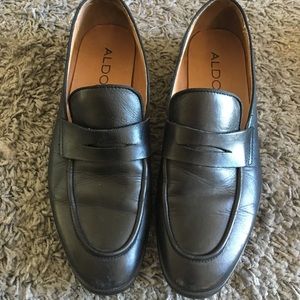 Aldo men’s black leather loafer size 9.5